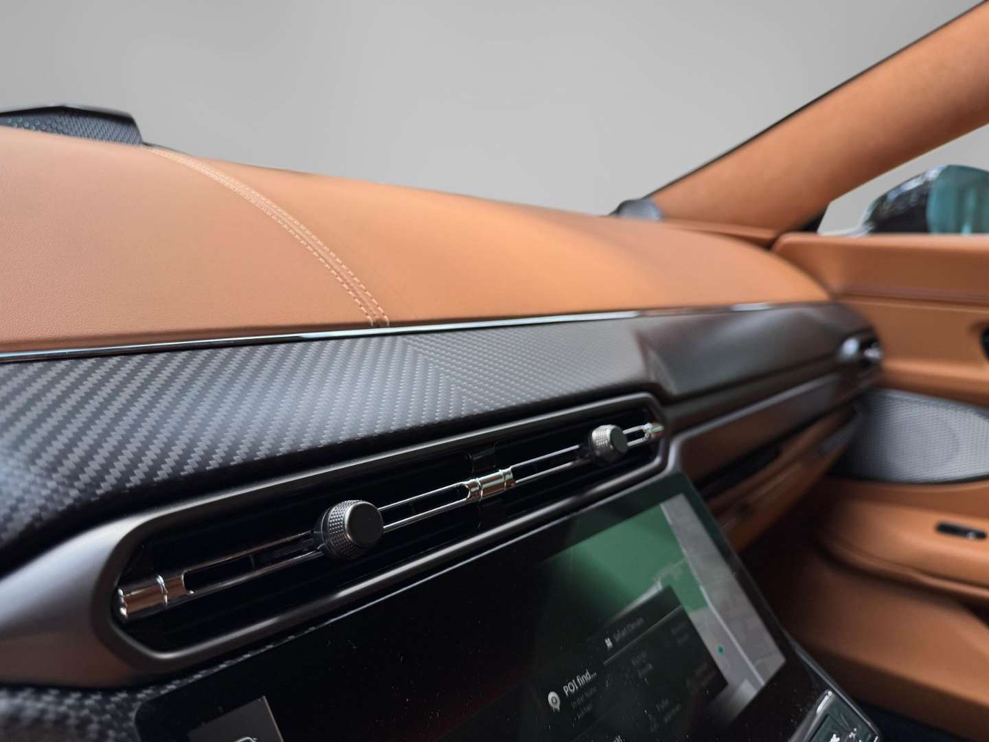 Aston Martin V8 MY25 - 2024 - Joinsteer - #22