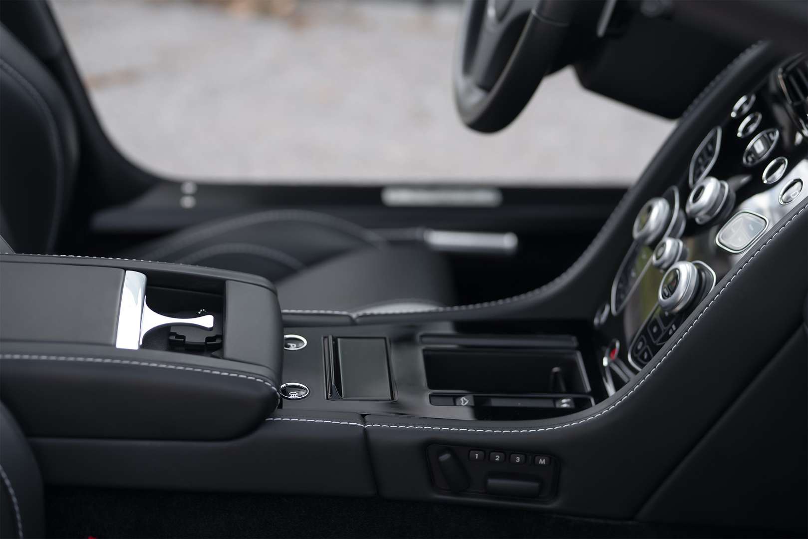 Aston Martin Vantage V12 - 2018 - Joinsteer - #18