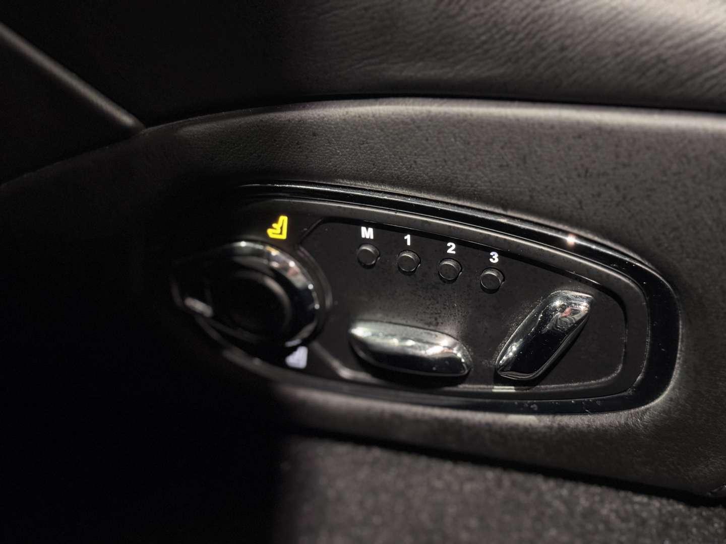 Aston Martin DBS Volante Superleggera - 2020 - Joinsteer - #19