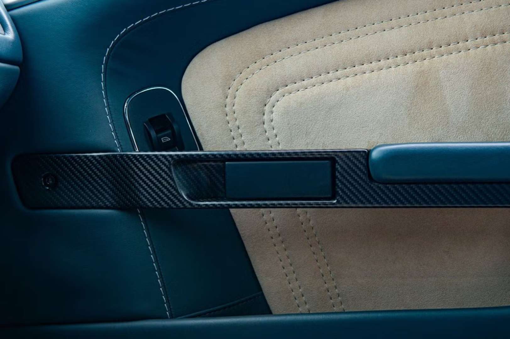 Aston Martin DBS 5.9 V12 - 2009 - Joinsteer - #26