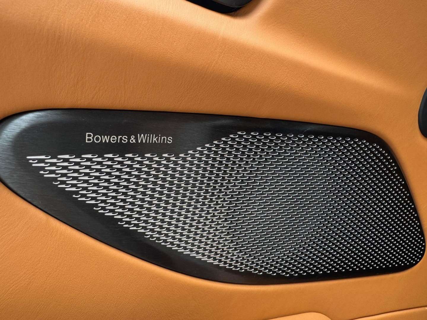 Aston Martin V8 MY25 - 2024 - Joinsteer - #25