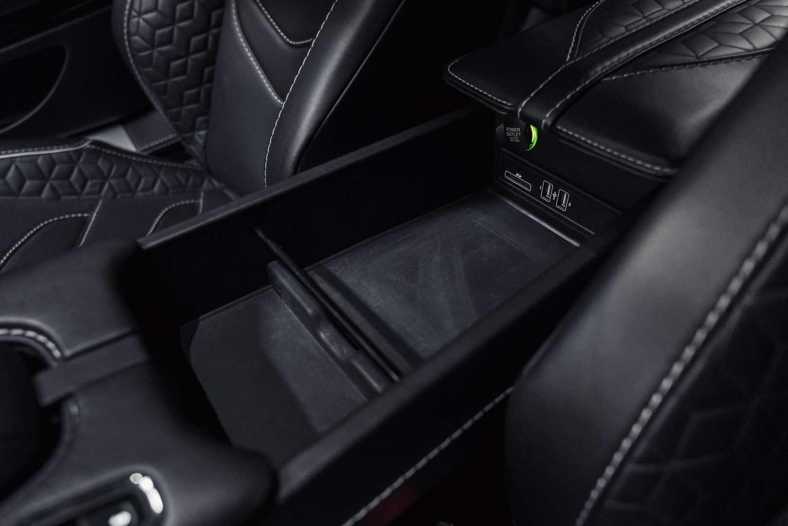 Aston Martin DBS Coupé Superleggera 2+2 - 2020 - Joinsteer - #24