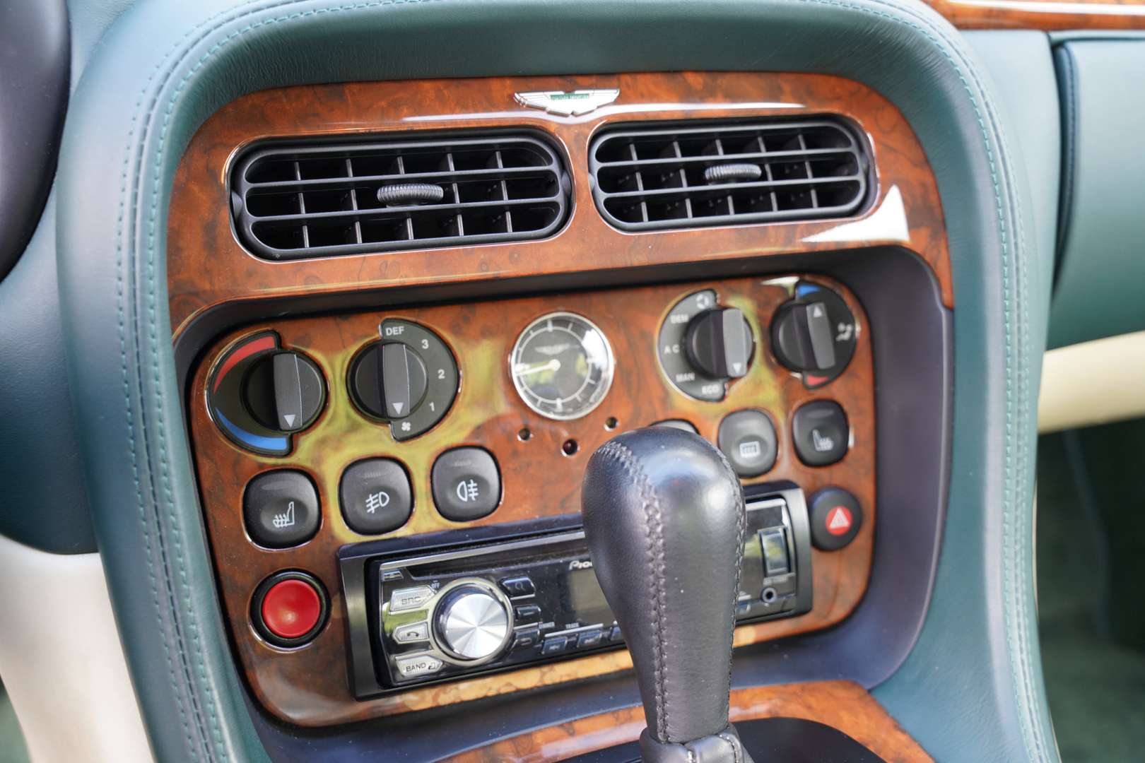 Aston Martin DB7 Vantage - 2001 - Joinsteer - #32