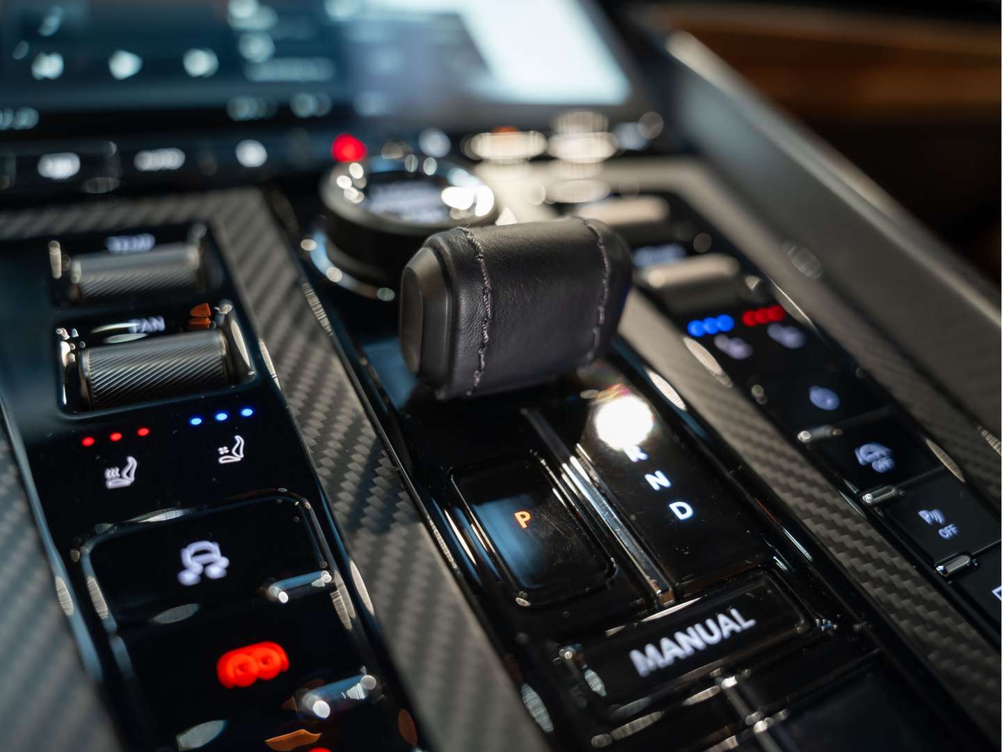 Aston Martin DB12 Coupé 4.0 V8 Bowers&Wilkins - 2023 - Joinsteer - #41