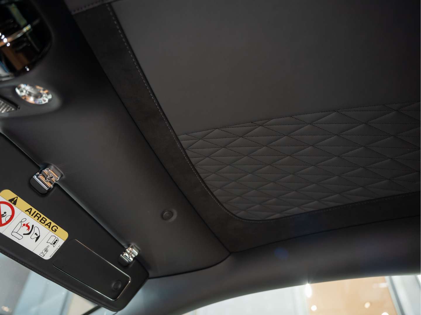 Aston Martin DB12 Coupé 4.0 V8 Bowers&Wilkins - 2023 - Joinsteer - #47