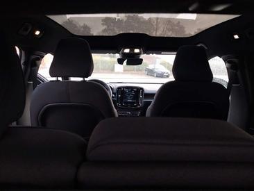 Volvo C40 Recharge Core — photo 12