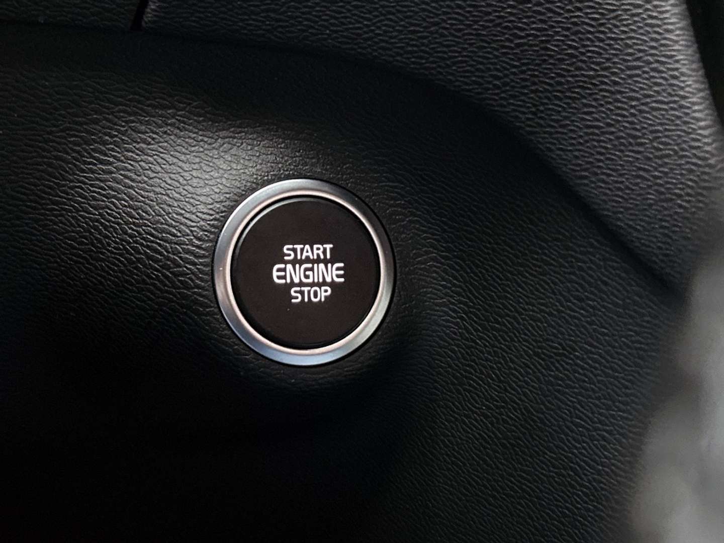 Volvo XC40 B4 Dark - 2025 - Joinsteer - #12