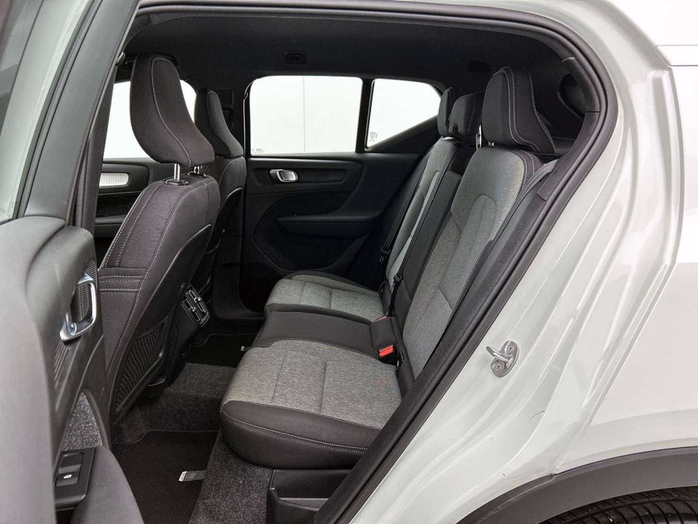 Volvo XC40 B4 Dark - 2025 - Joinsteer - #20