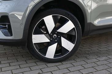 Volvo C40 Recharge Ultimate — photo 11