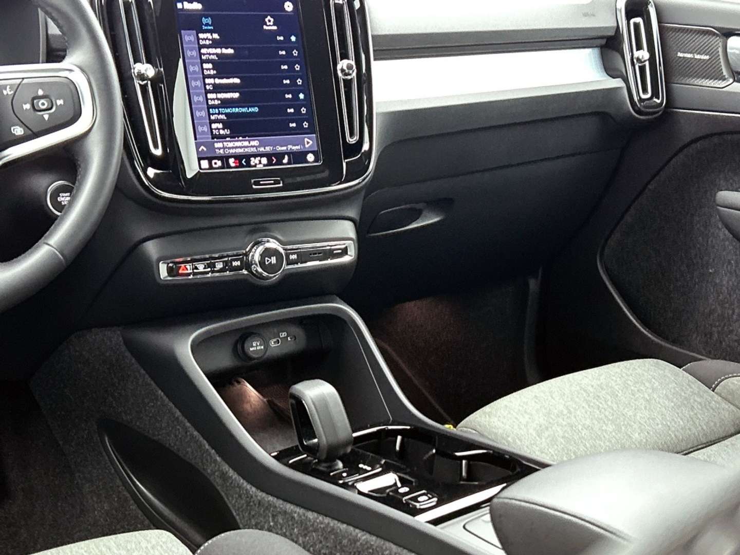 Volvo XC40 B4 Dark - 2025 - Joinsteer - #23