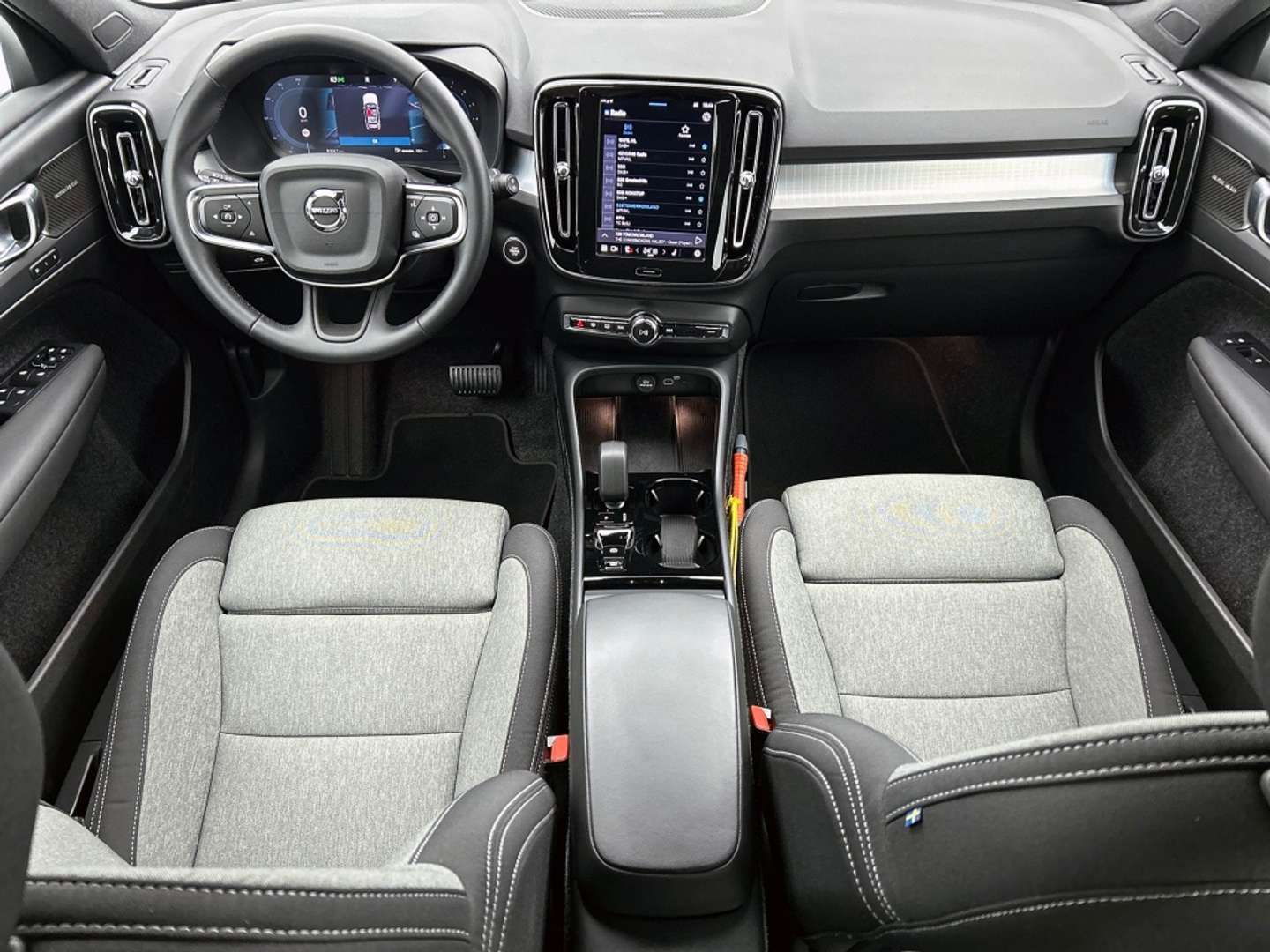 Volvo XC40 B4 Dark - 2025 - Joinsteer - #25