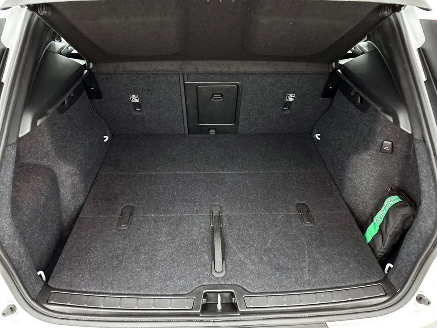 Volvo XC40 B4 Dark - 2025 - Joinsteer - #27