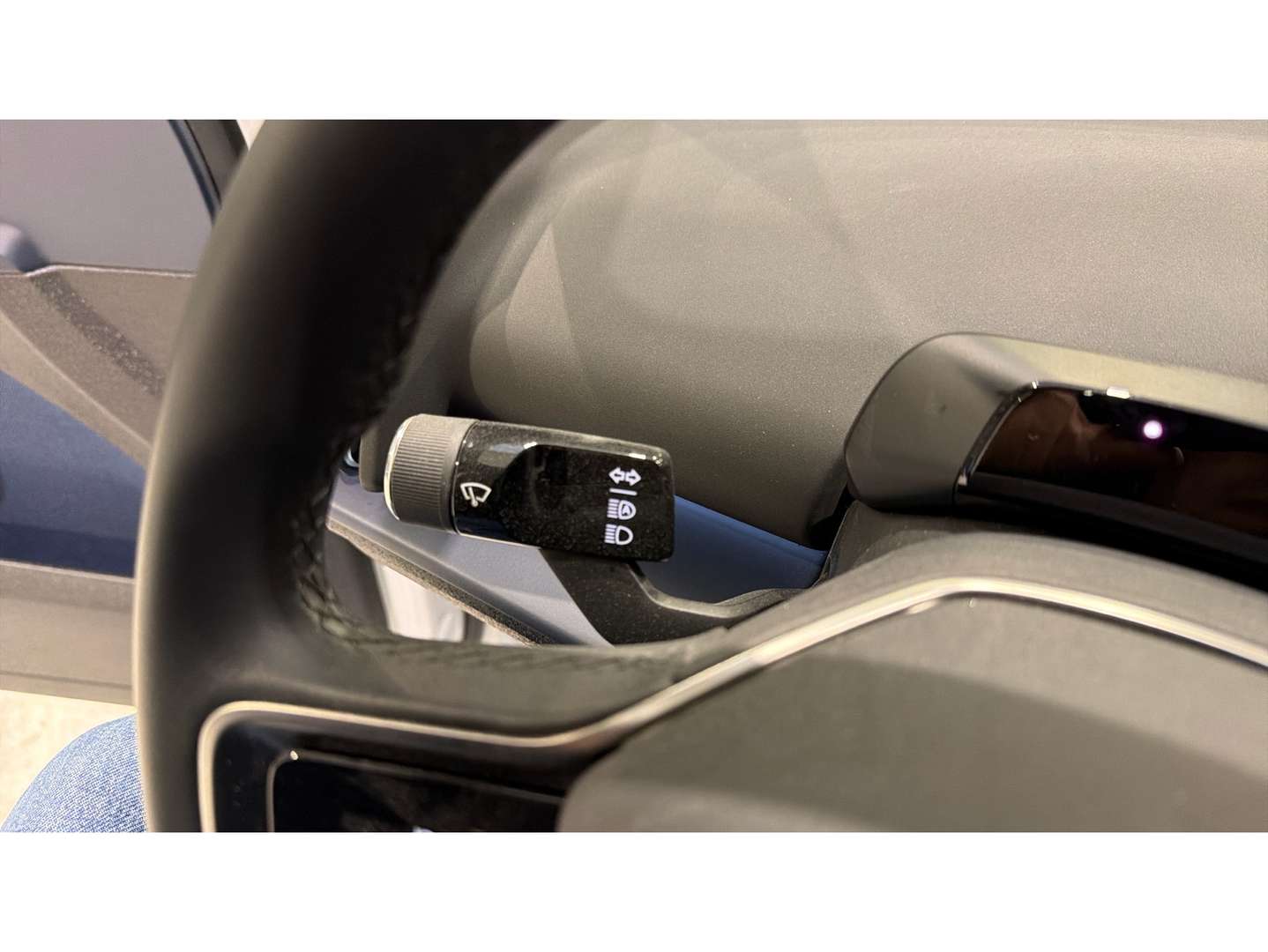 Volvo EX30 Ultra RWD Single Extended Range - 2024 - Joinsteer - #19