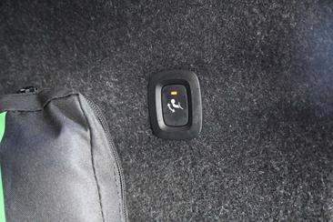 Volvo C40 Recharge Ultimate — photo 17