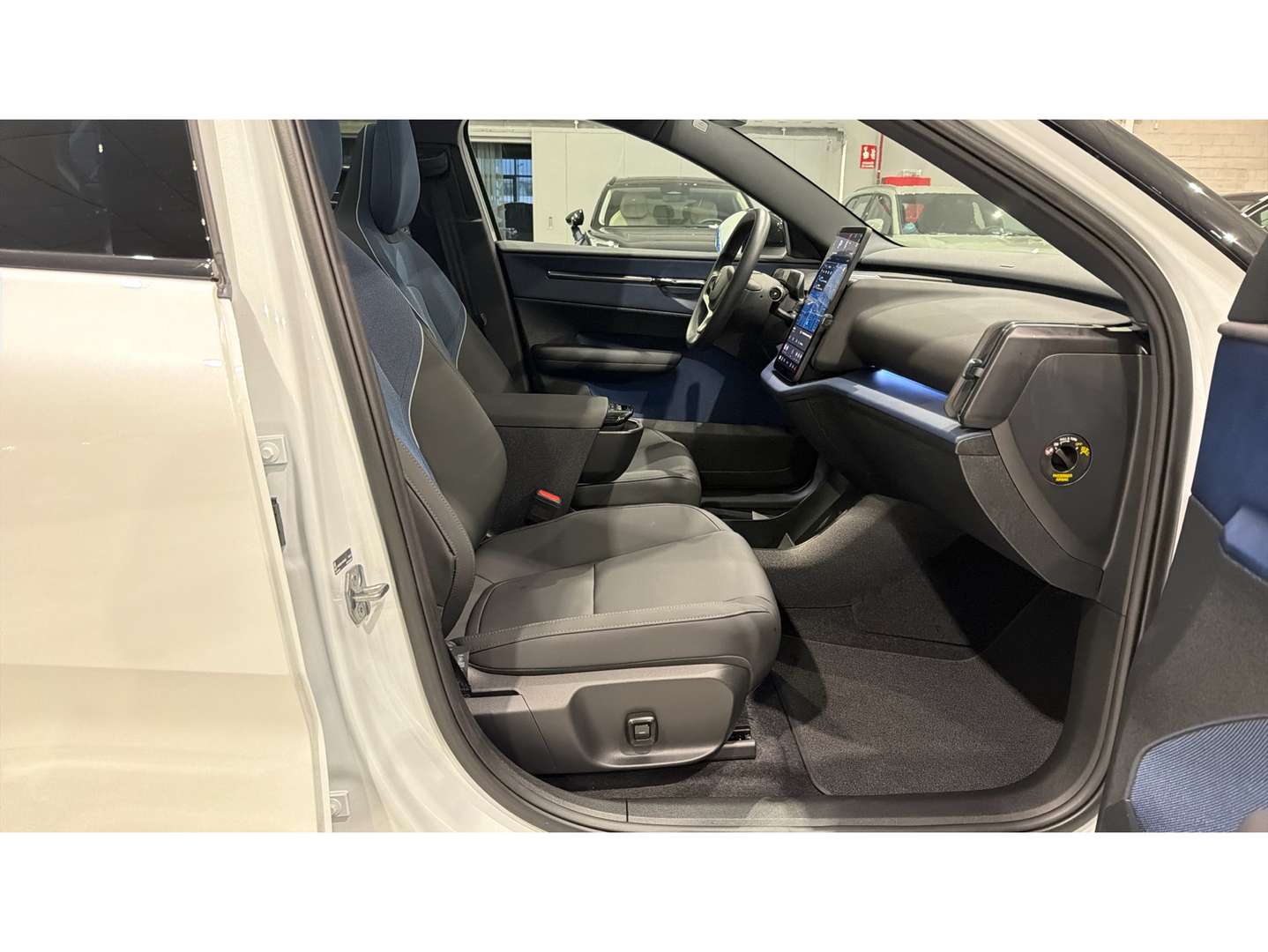 Volvo EX30 Ultra RWD Single Extended Range - 2024 - Joinsteer - #43