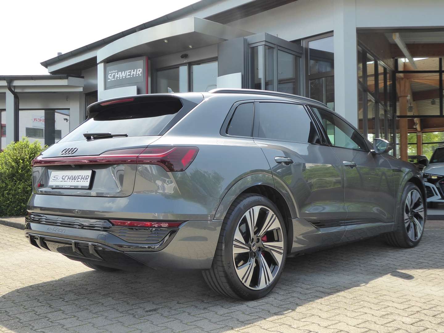 Audi Q8 E-tron S Line 50 E-tron - 2023 - Joinsteer - #2