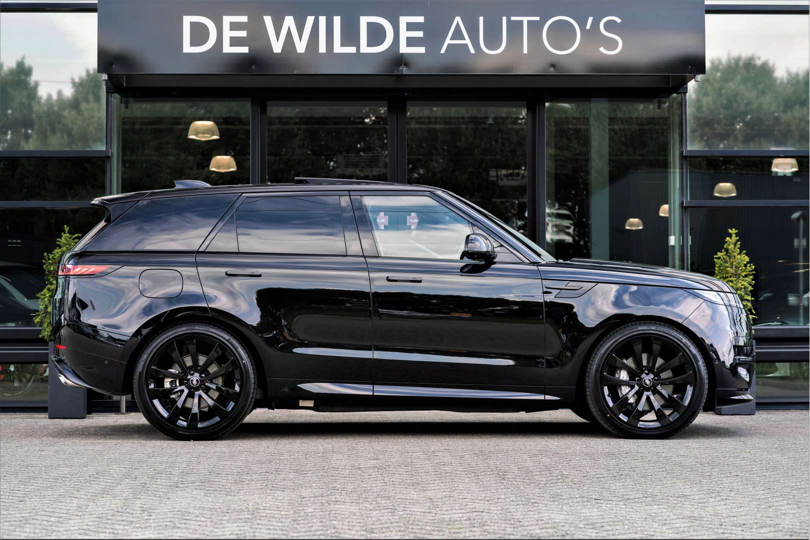 Land Rover Range Rover Sport 3.0 P460e Dynamic SE Pano SoftClose Head-up 23-inc - 2025 - Joinsteer - #5