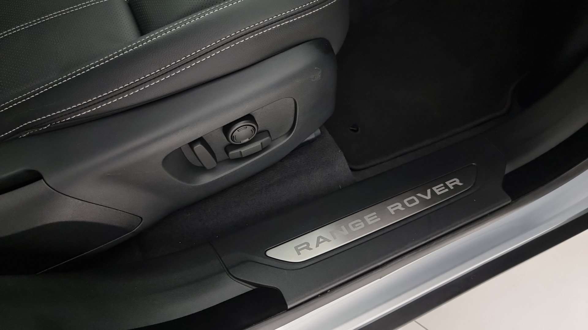 Land Rover Range Rover Velar S 2.0D I4 204 CV - 2023 - Joinsteer - #10