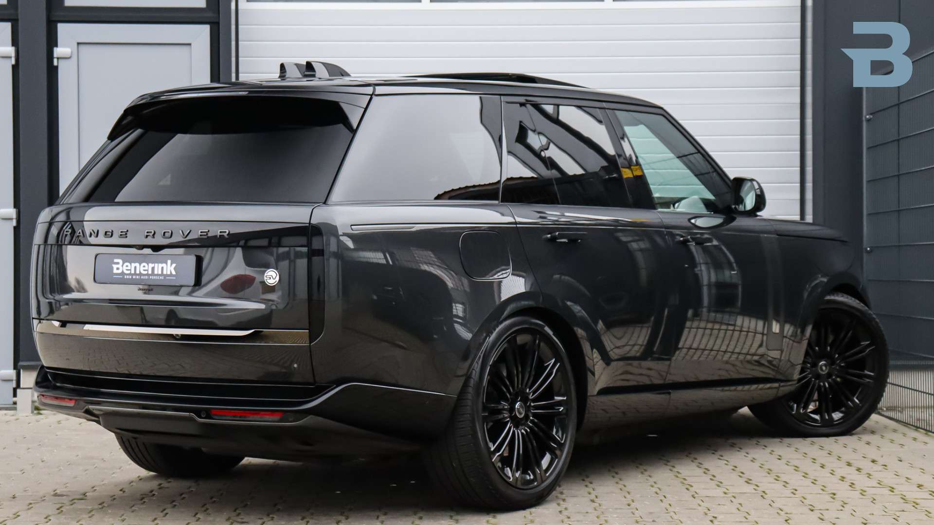 Land Rover Range Rover P550e SV Intrepid | Meridian Signature | 23 Inch - 2024 - Joinsteer - #3