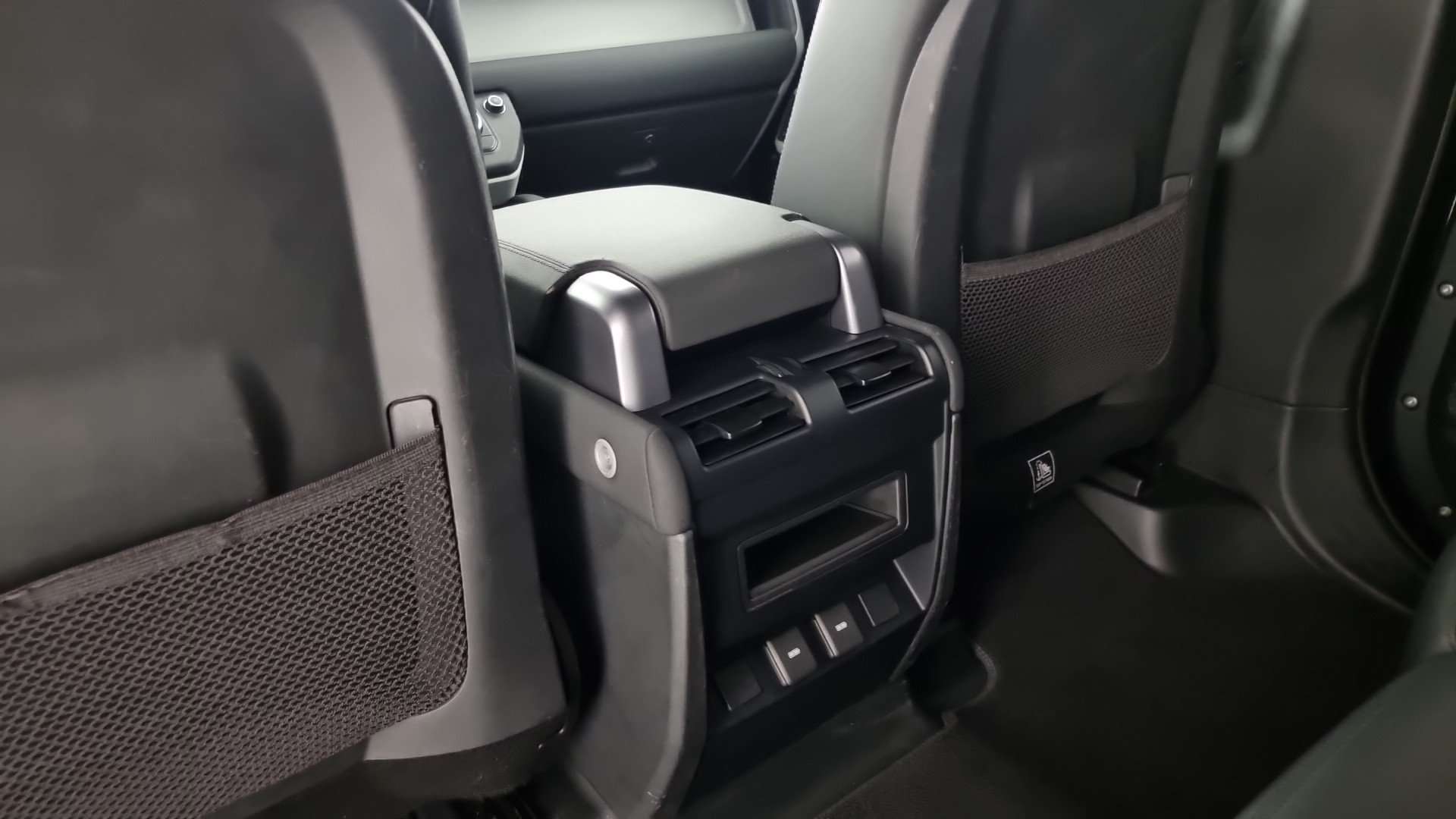 Land Rover Defender 110 SE 3.0D I6 200 CV AWD Auto - 2023 - Joinsteer - #18