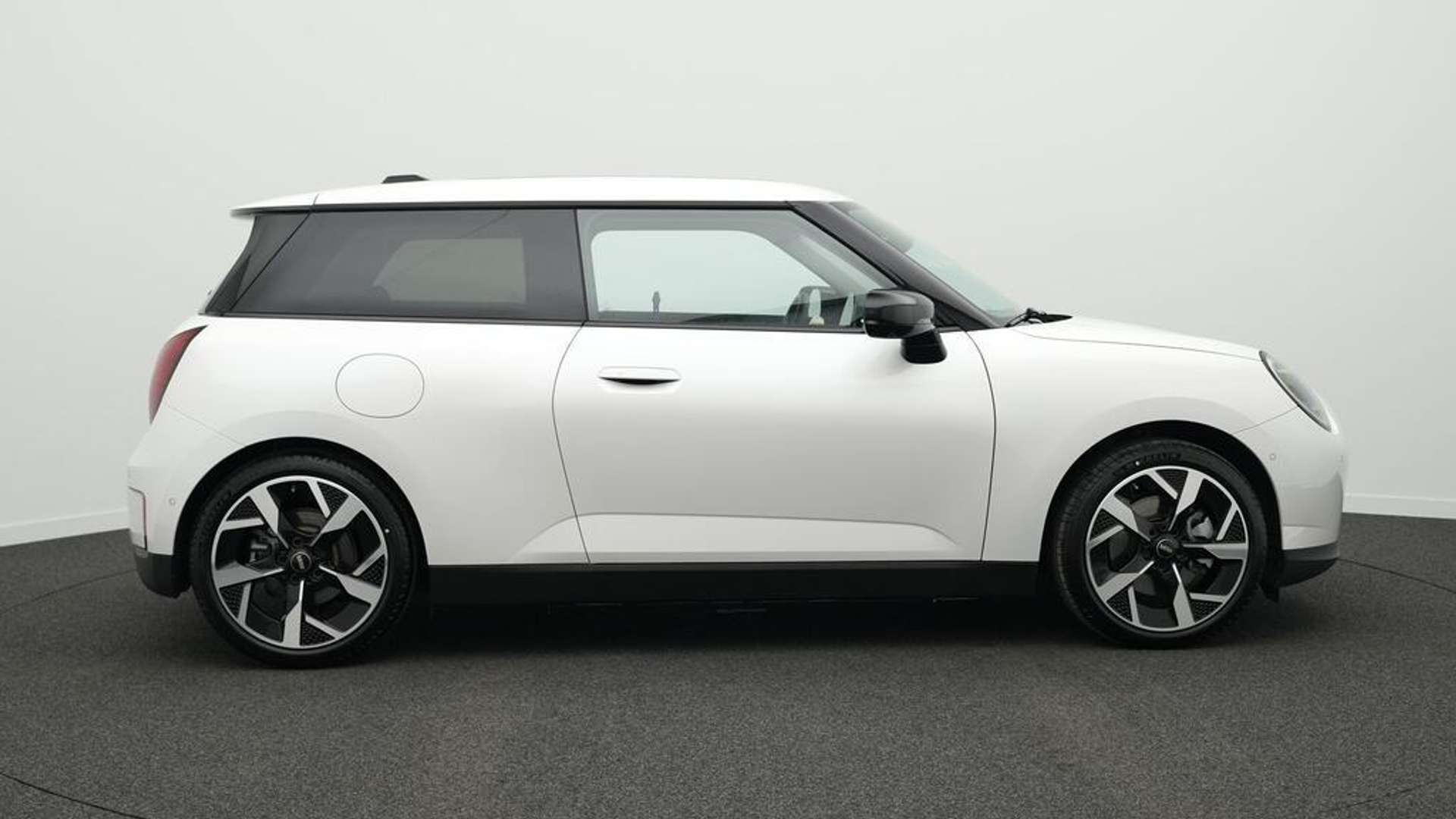 Mini Electric Classic Cooper SE - 2024 - Joinsteer - #2