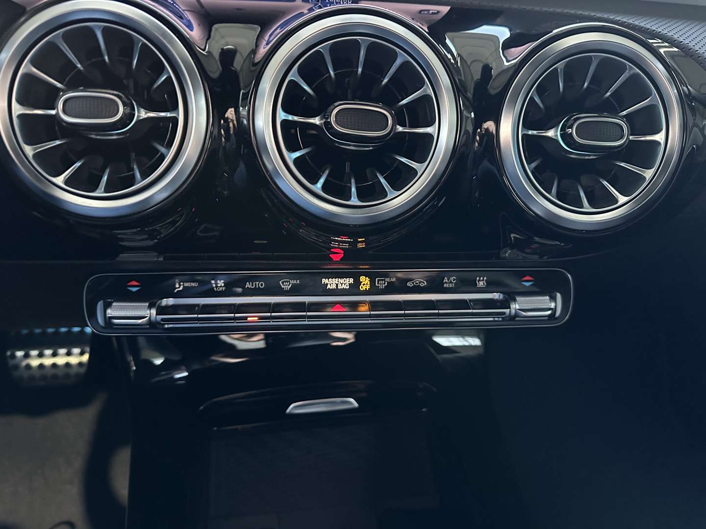 Mercedes CL 200 AMG Line - 2023 - Joinsteer - #23