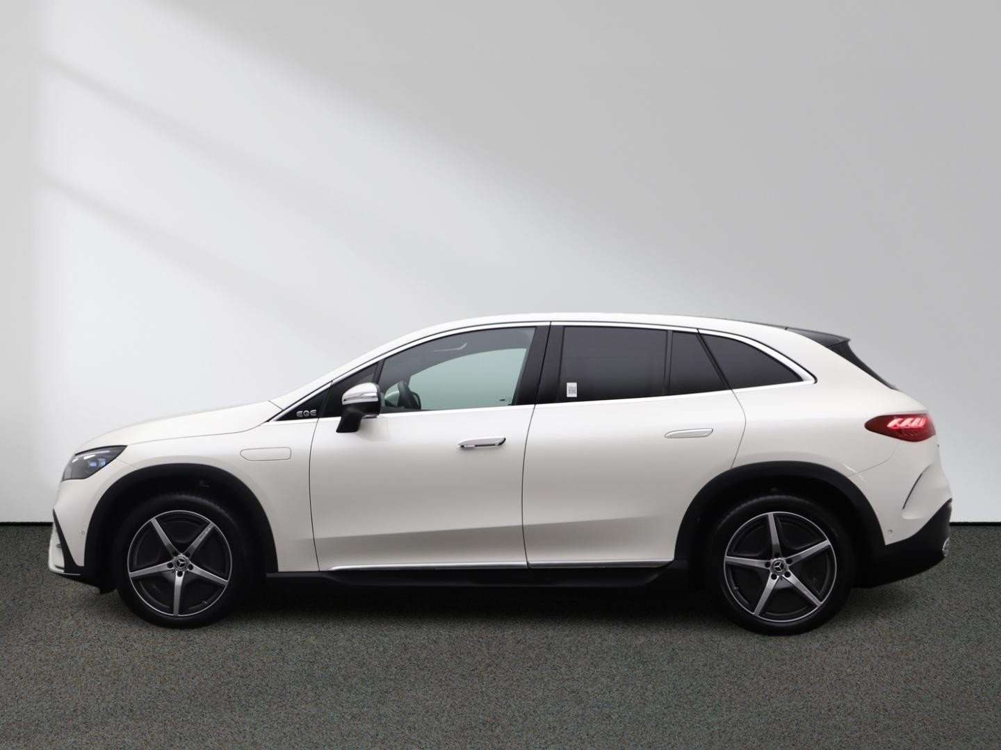 Mercedes EQE 350 AMG Line - 2024 - Joinsteer - #1