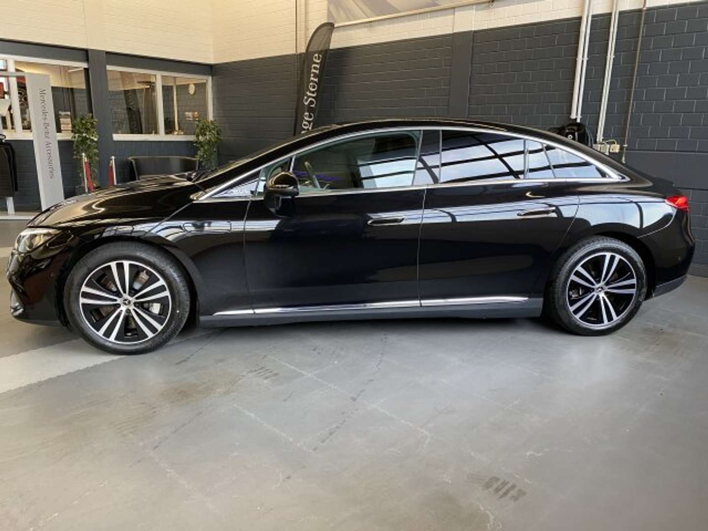 Mercedes EQE 300 - 2024 - Joinsteer - #2