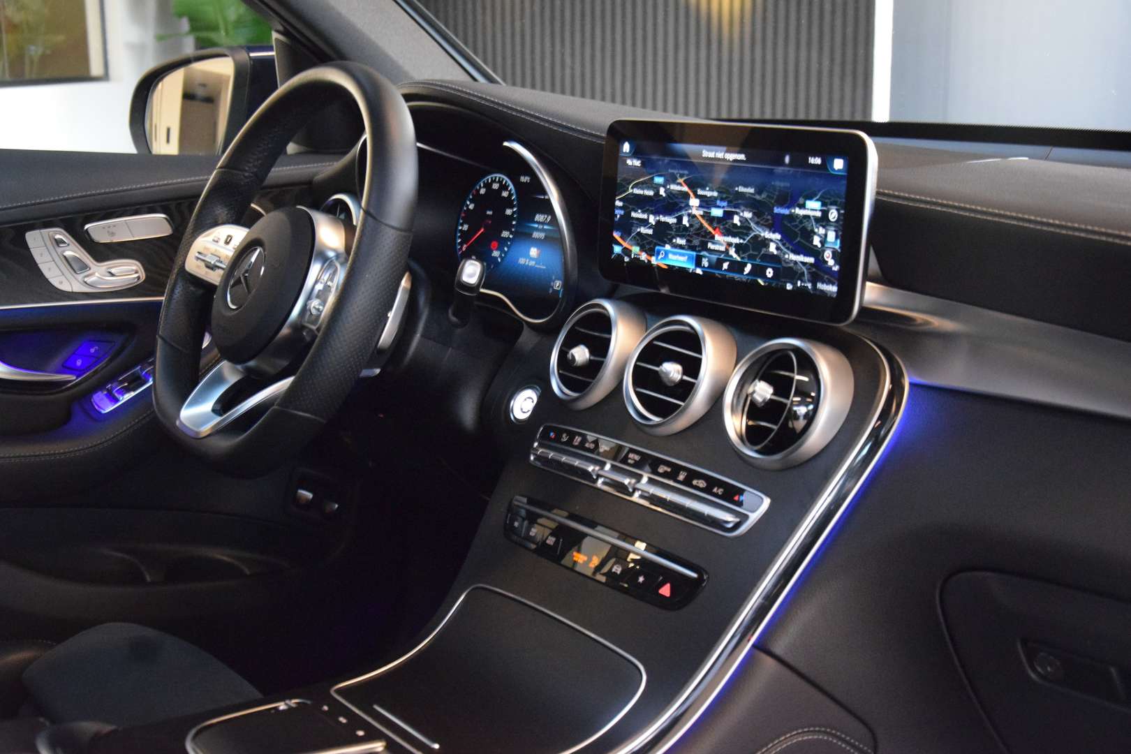 Mercedes GLC 300 300 AMG Line - 2020 - Joinsteer - #25