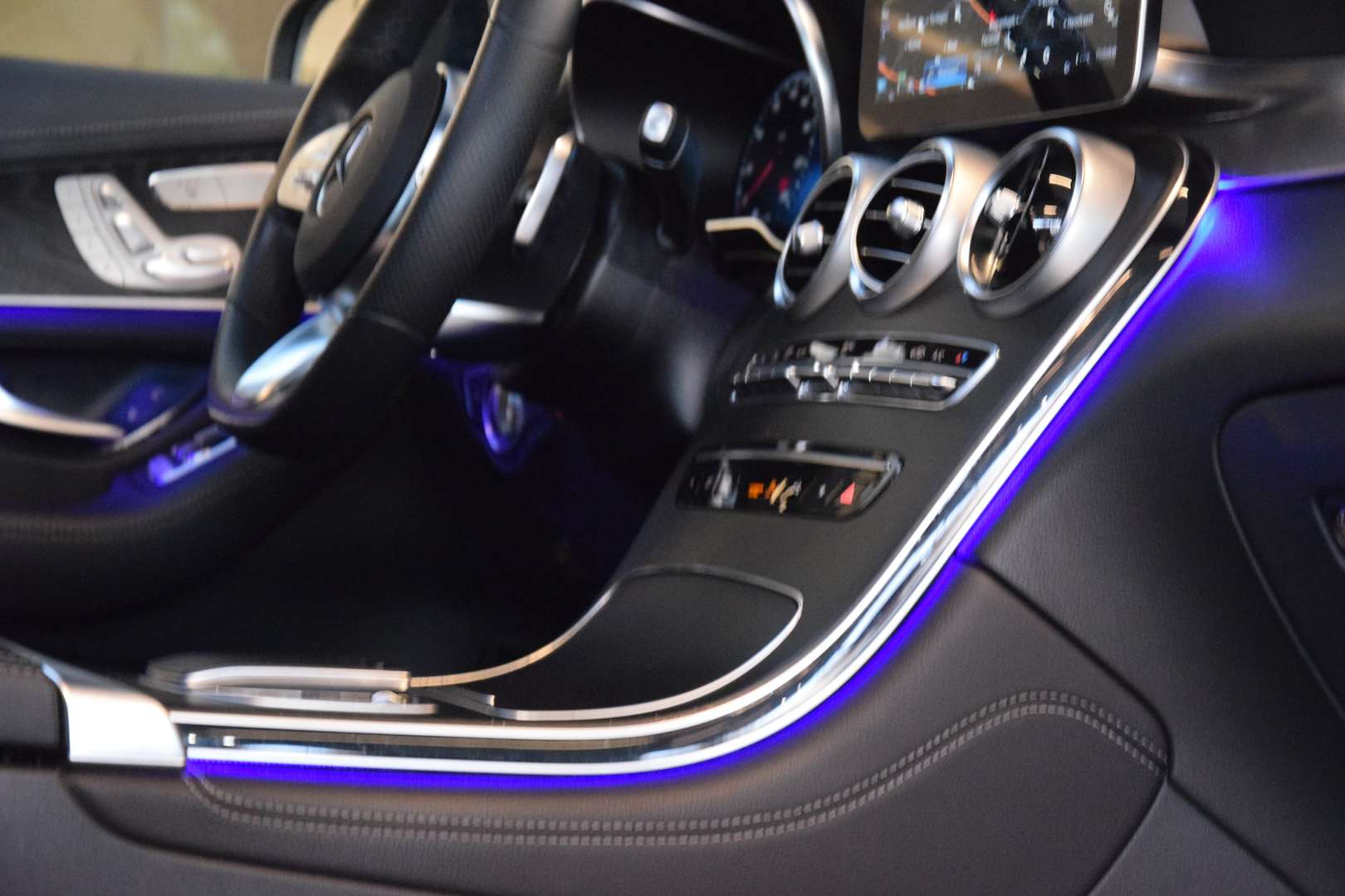 Mercedes GLC 300 300 AMG Line - 2020 - Joinsteer - #26