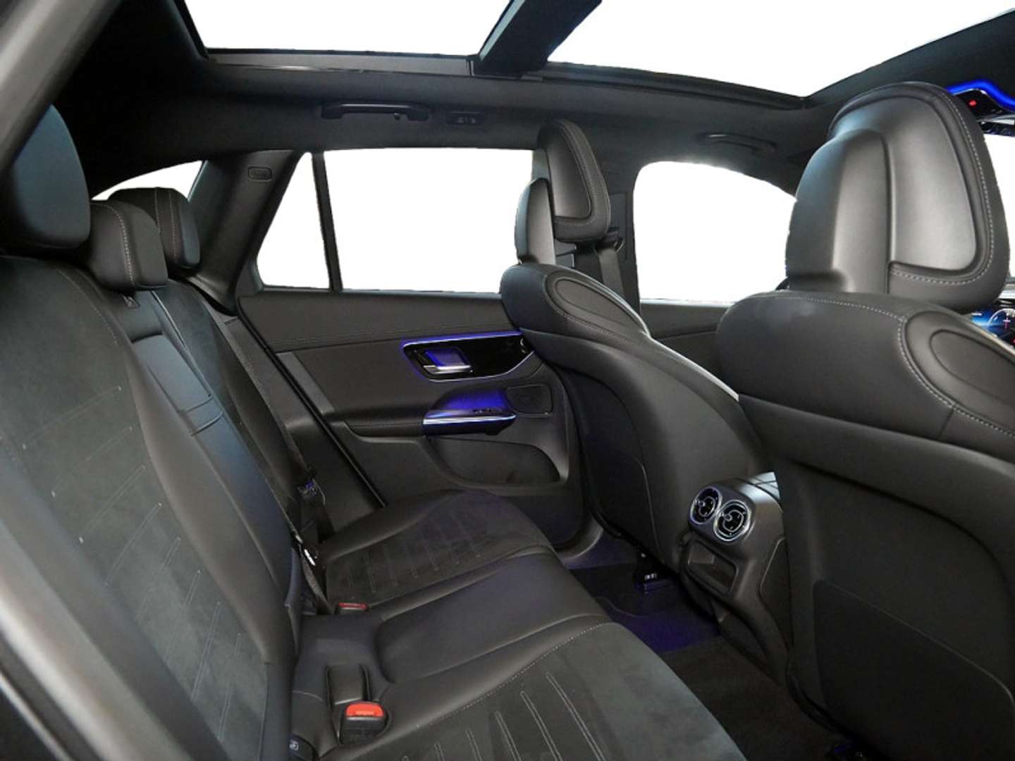 Mercedes GLC 300 Night Edition - 2024 - Joinsteer - #6