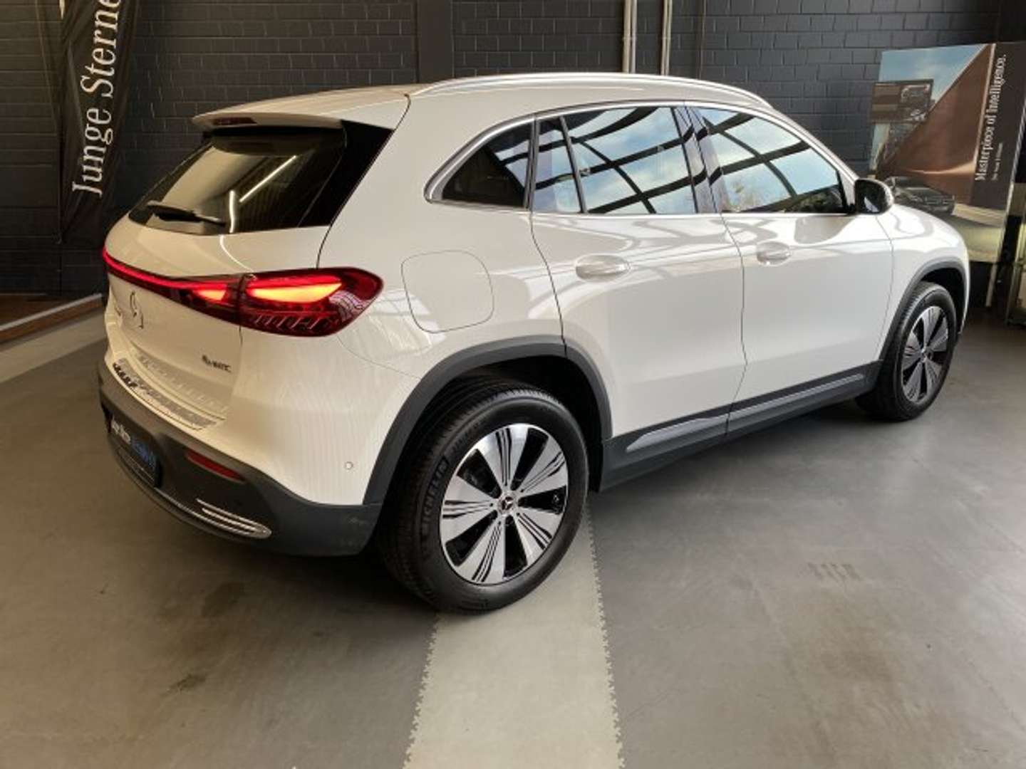 Mercedes EQA 300 Premium - 2024 - Joinsteer - #4