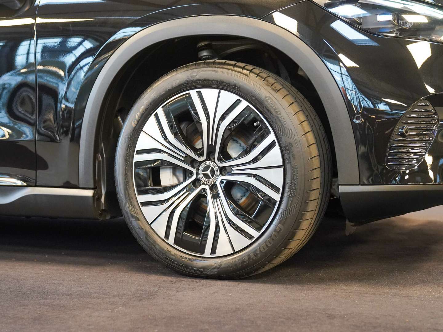 Mercedes EQE 350 Electric Art - 2024 - Joinsteer - #1