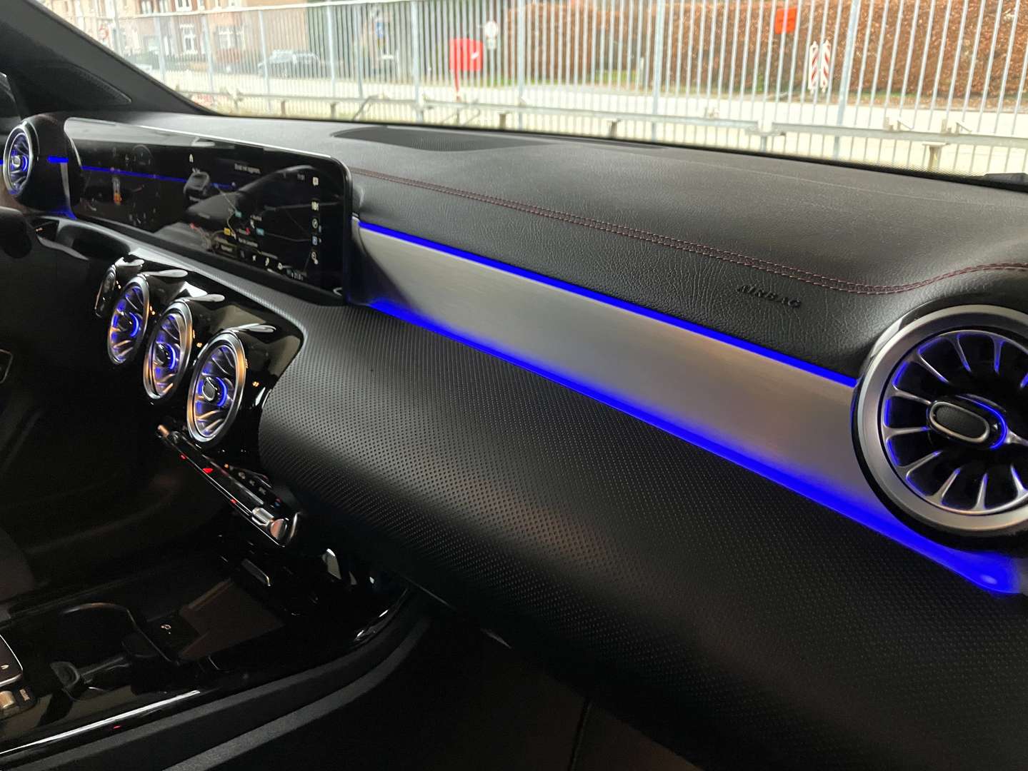 Mercedes CLA 180 AMG Line - 2023 - Joinsteer - #17