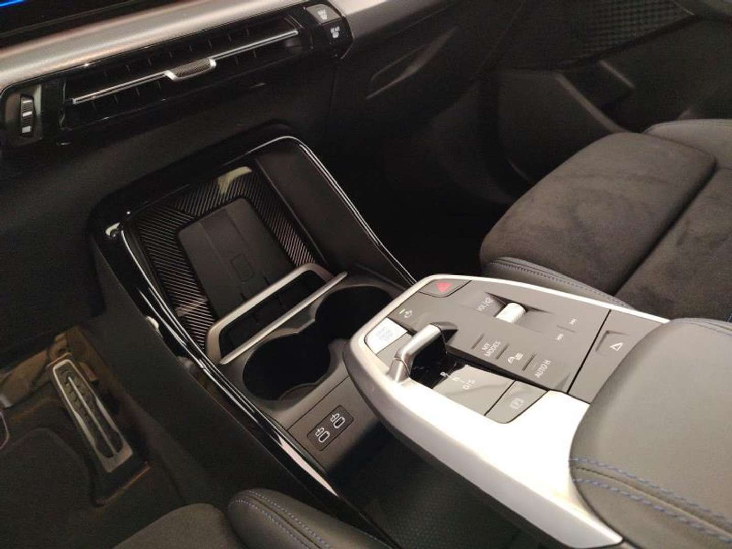 BMW 218 D Active Tourer M Sport - 2025 - Joinsteer - #17