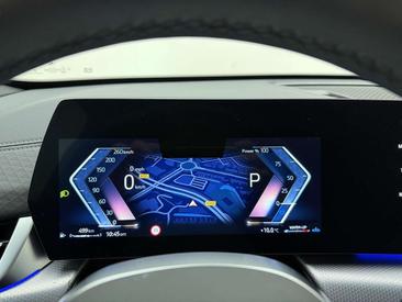 BMW X2 M Sport SDrive18d — photo 31
