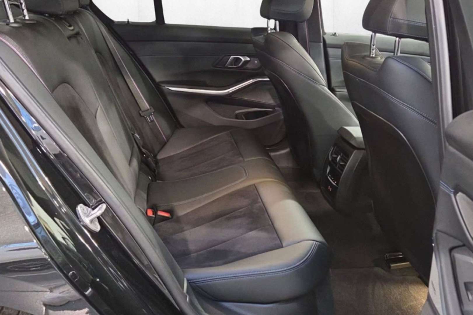 BMW 330i M Sport I - 2024 - Joinsteer - #7