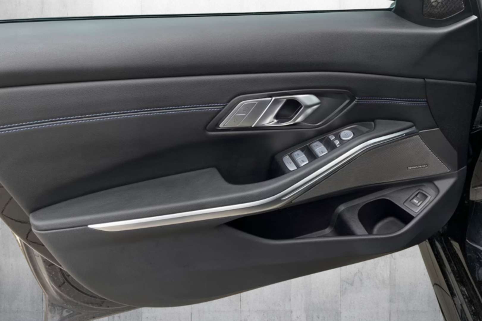 BMW 330i M Sport 330i XDrive - 2024 - Joinsteer - #14