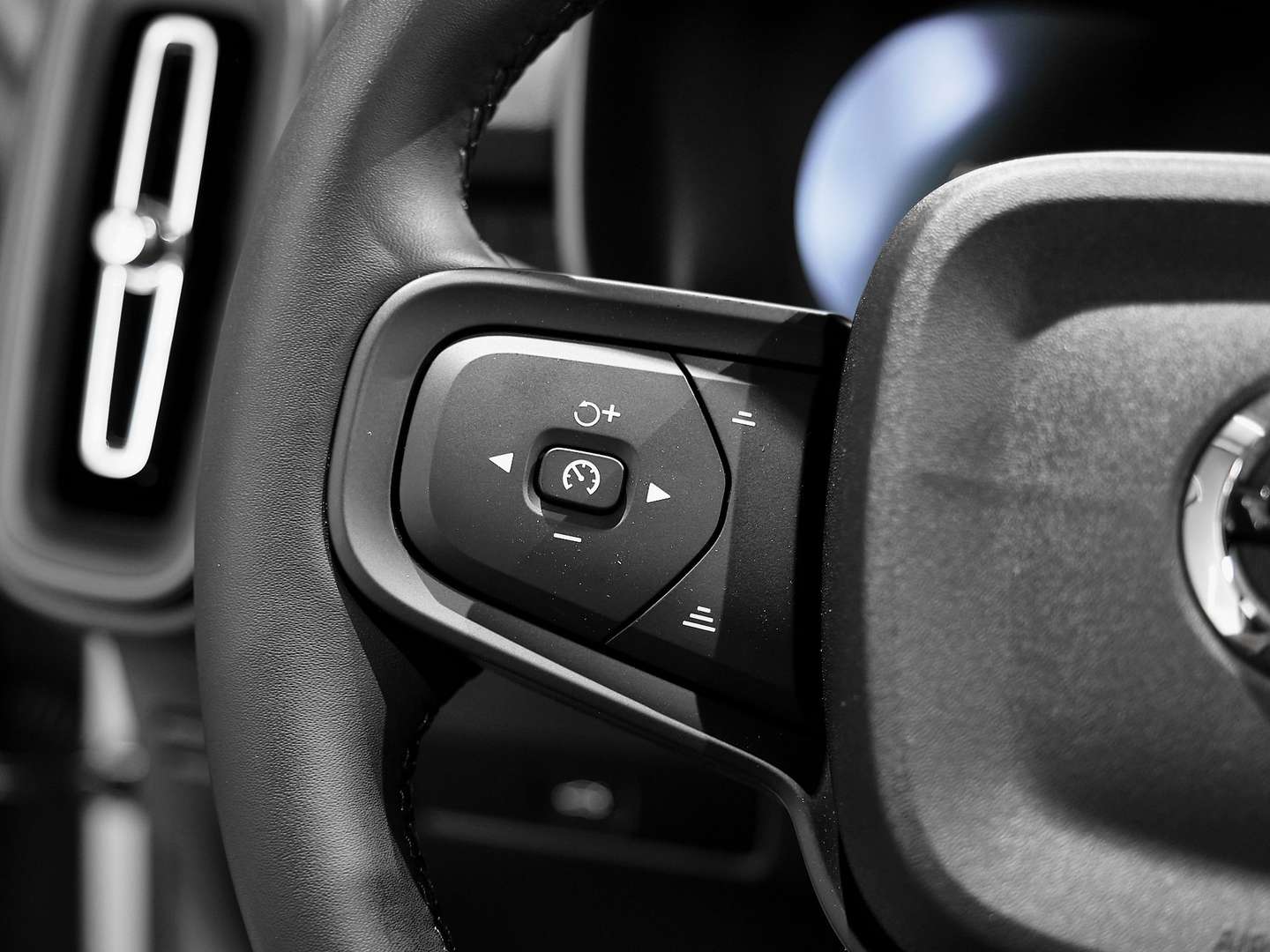 Volvo XC40 B3 - 2025 - Joinsteer - #7