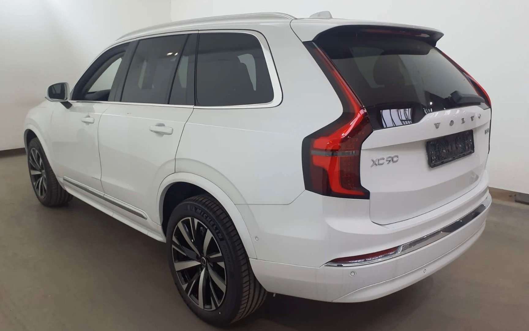 Volvo XC90 Core Mild Hybrid - 2025 - Joinsteer - #2