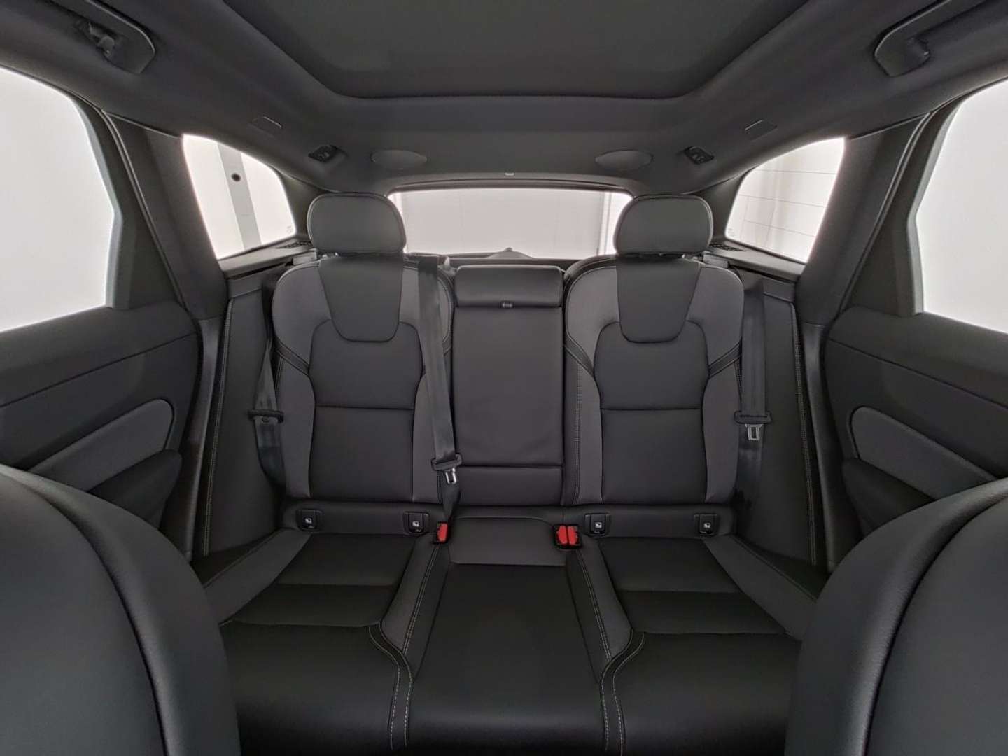 Volvo XC60 T6 Recharge Plus - 2025 - Joinsteer - #5