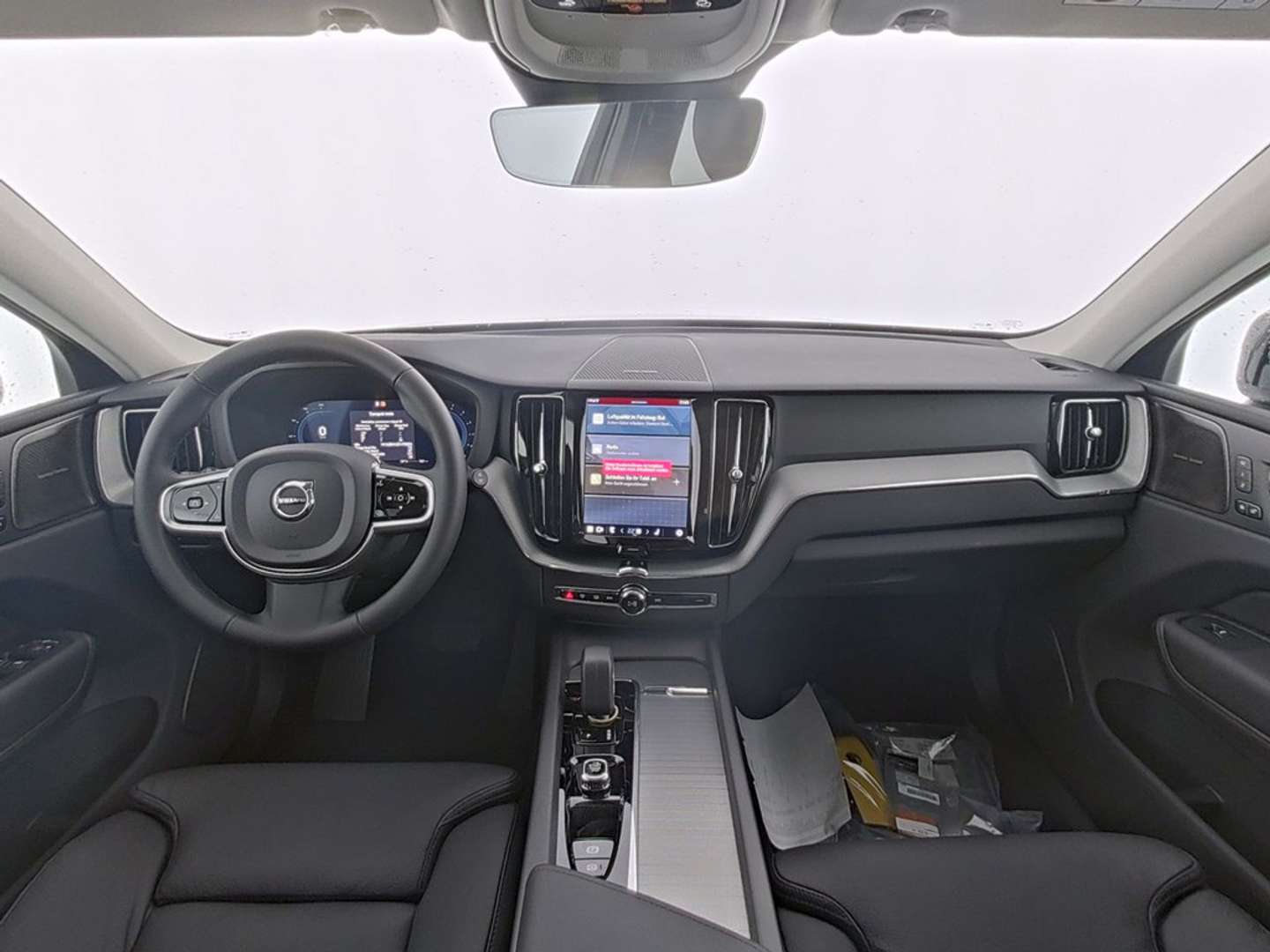 Volvo XC60 B5 Plus - 2025 - Joinsteer - #4