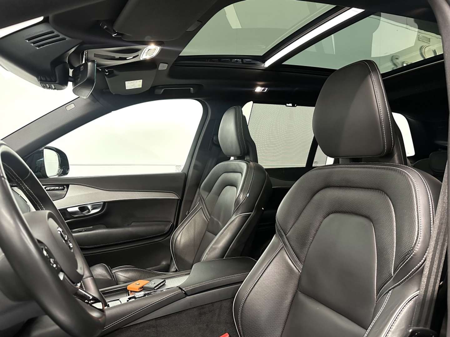 Volvo XC90 T8 Recharge R-Design - 2021 - Joinsteer - #18