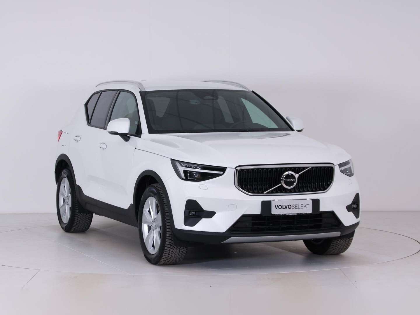 Volvo XC40 B3 Core - 2025 - Joinsteer - #2