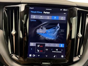 Volvo XC60 T6 Recharge Core — photo 9