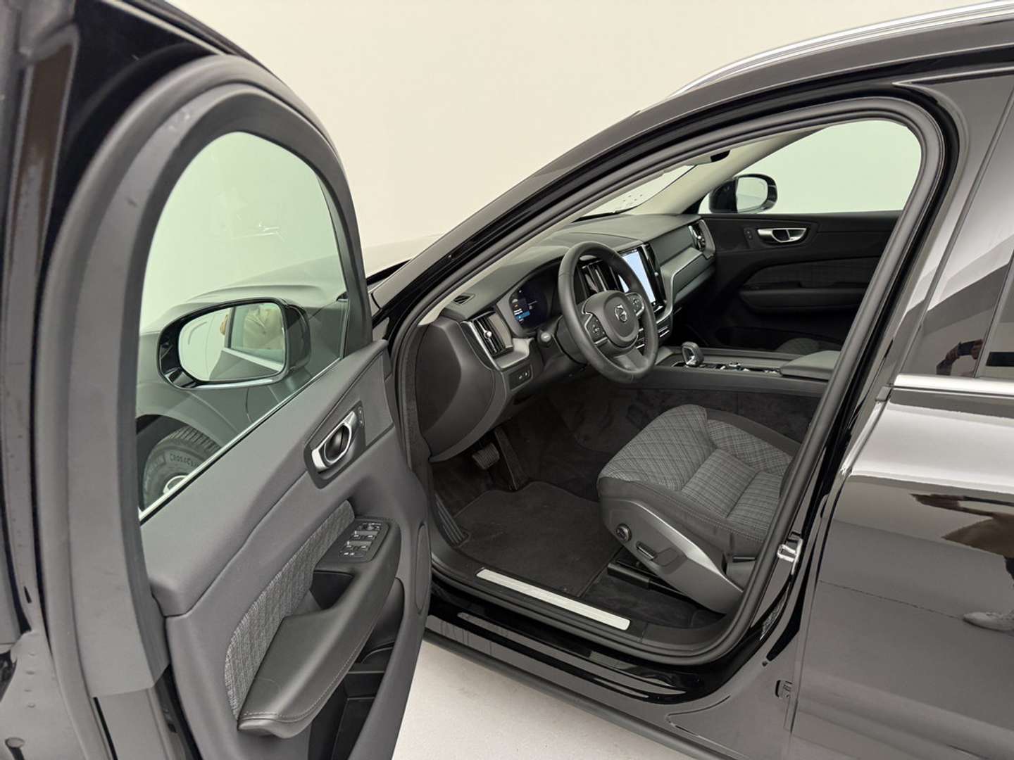 Volvo XC60 T6 Recharge Core - 2023 - Joinsteer - #12