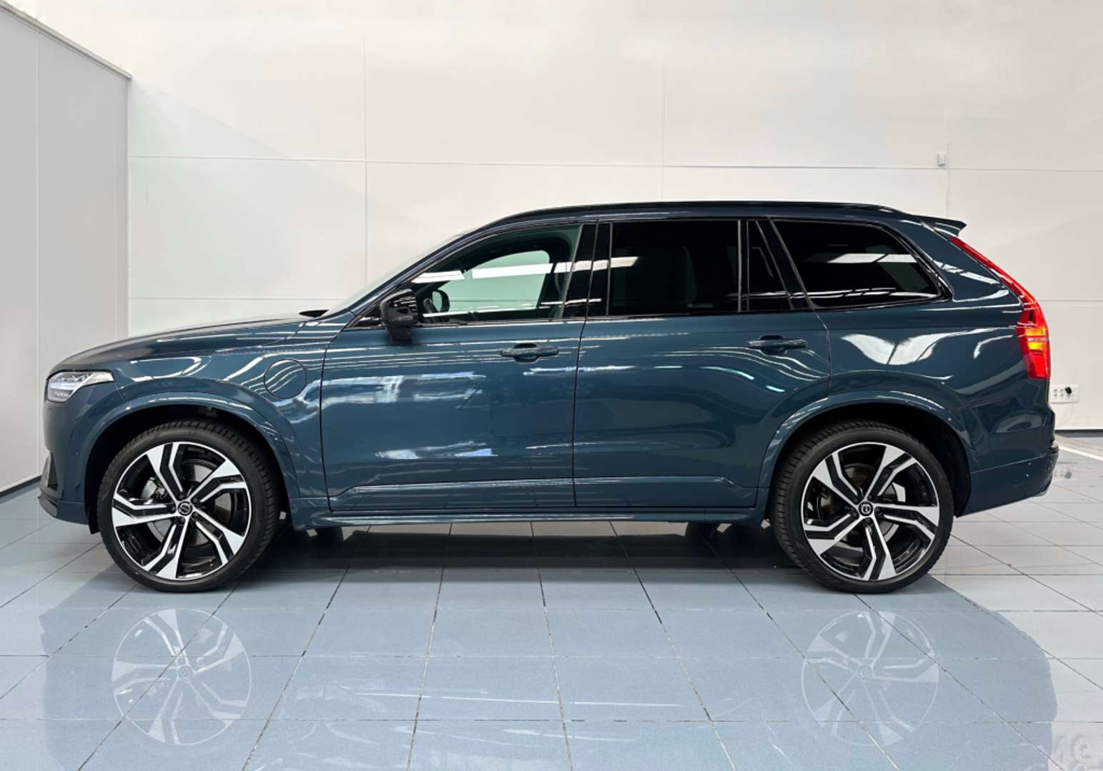 Volvo XC90 T8 Recharge R-Design - 2021 - Joinsteer - #28