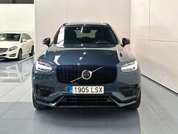 Volvo XC90 T8 Recharge R-Design — photo 30