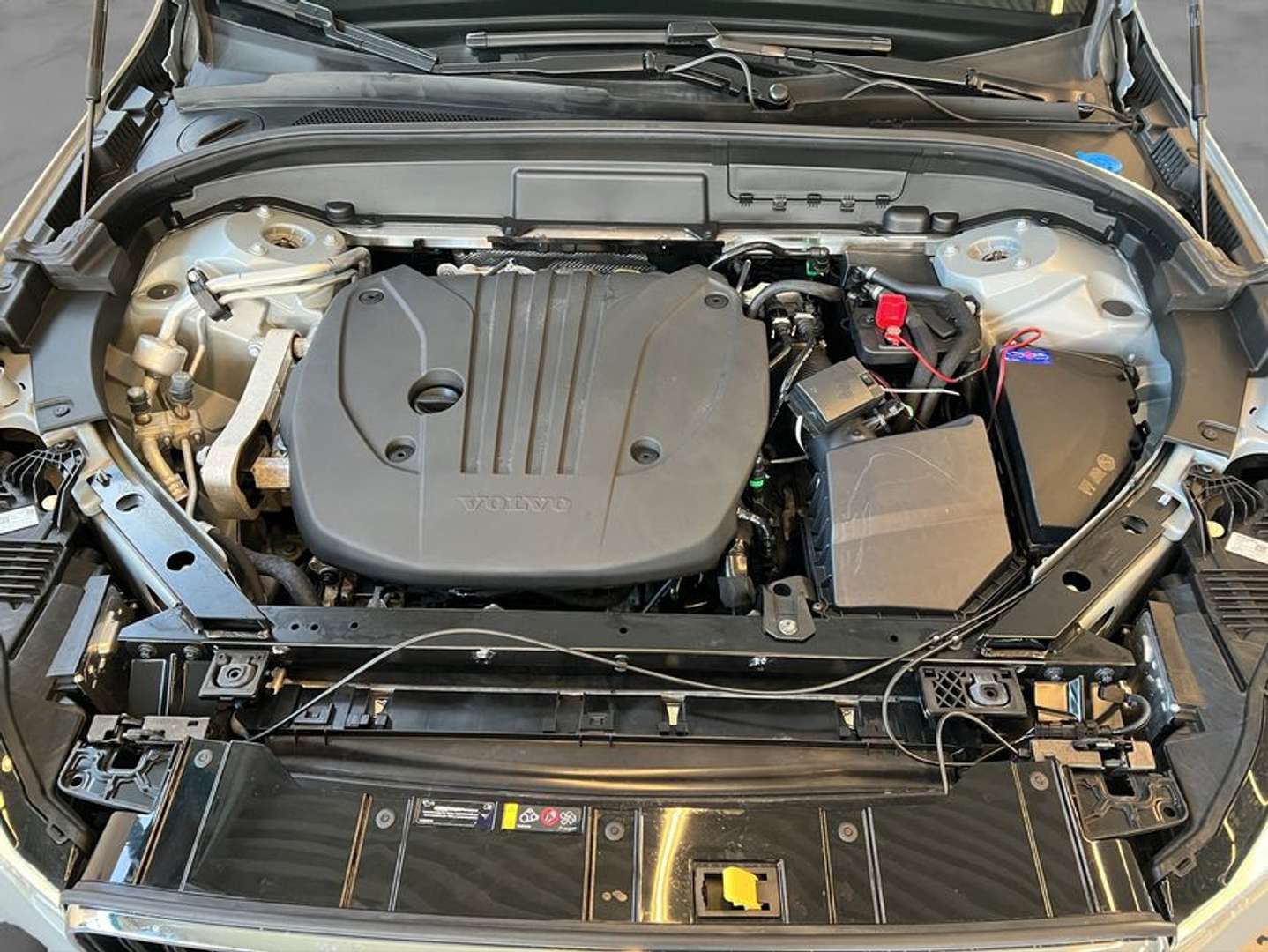 Volvo XC60 B5 Lederpolsterung - 2024 - Joinsteer - #21