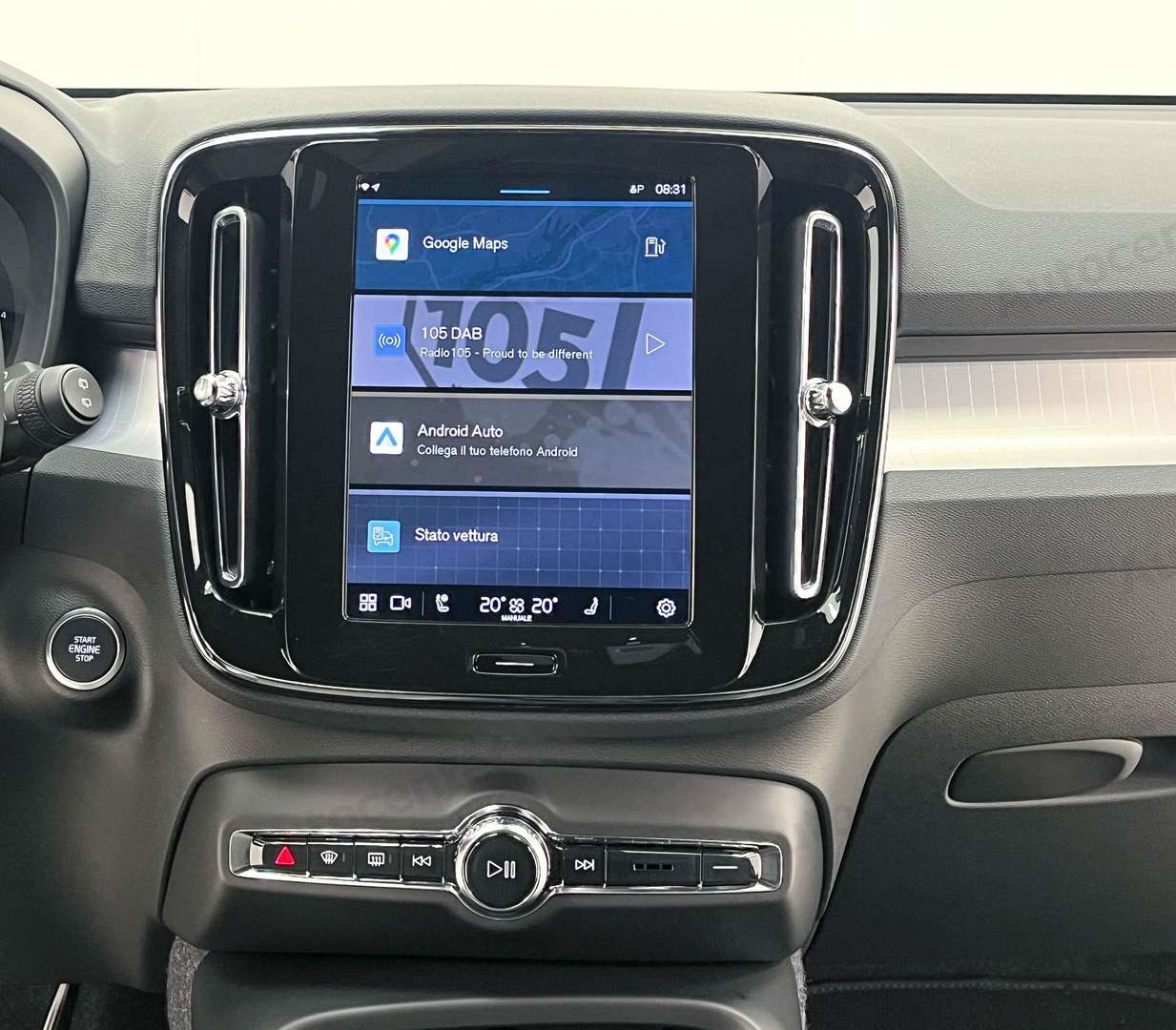 Volvo XC40 B3 Core - 2025 - Joinsteer - #22